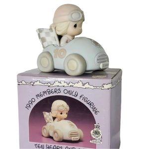 TEN YEARS & STILL GOING STRONG  1990 MEMBERS ONLY PRECIOUS MOMENTS #901